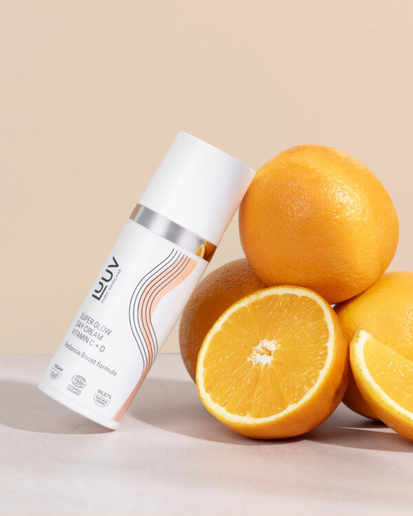Super Glow Päevakreem C- ja D-vitamiiniga, 50ml